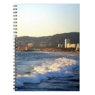 Caderno Espiral Papais noeis Monica Waves