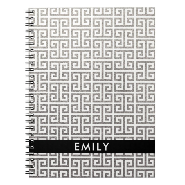 Caderno Espiral Papel Prata Personalizado e Chave Grega Branca (Frente)