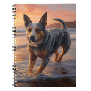 Caderno Espiral Patas de Areia Cão de Gado Australiano no Pôr do S