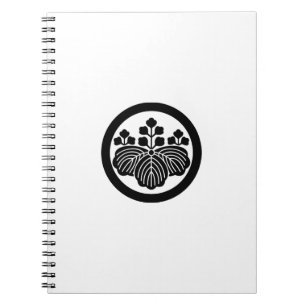 Caderno Espiral Paulownia com 5 e 3 florescências em círculo