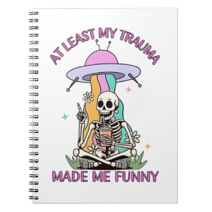 Caderno Espiral Pelo Menos Meu Trauma Me Engraçou