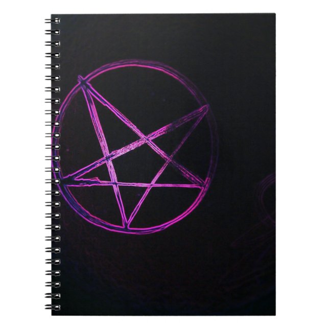 Caderno Espiral pentagrama roxo (Frente)