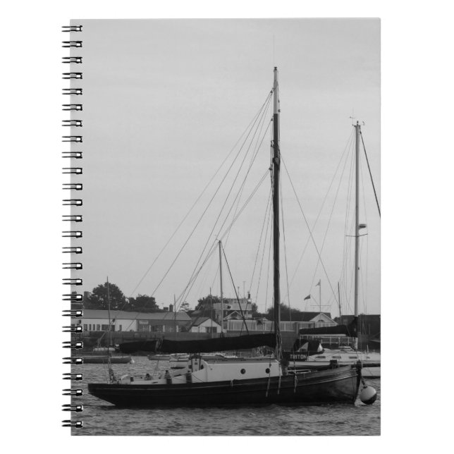 Caderno Espiral Pequeno Iate Clássico (Frente)