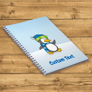 Caderno Espiral Pequeno pinguim andando na neve