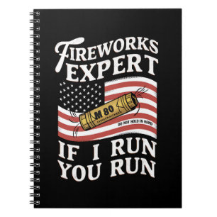 Caderno Espiral Perito em Fogos de Artifício Se Eu Corro Você Corr