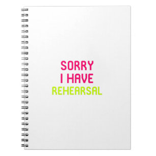Caderno Espiral Pesaroso eu tenho o teatro musical do ensaio