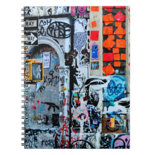 CADERNO ESPIRAL PINTURA DE PAREDE MULTICOLOCADA