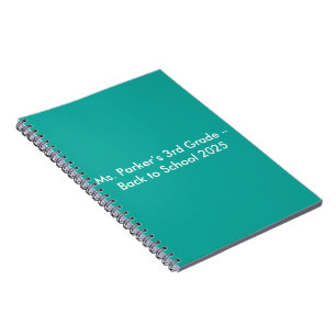 Caderno Espiral Plano Fundo Verde-Água – Textura de Volta às Aulas