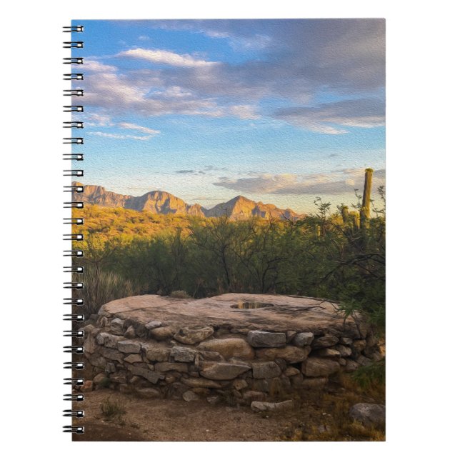 Caderno Espiral Poço de Pedra Rústico no Deserto (Frente)
