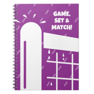 Caderno Espiral Pole da rede de tênis molhado em um notebook perso