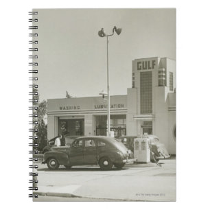 Caderno Espiral Posto de gasolina