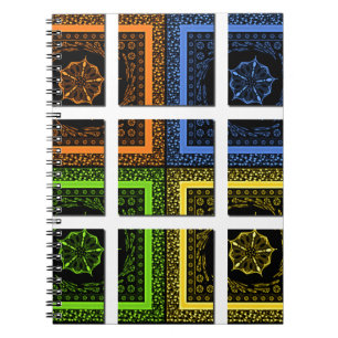 Caderno Espiral Quadrado em uma caixa