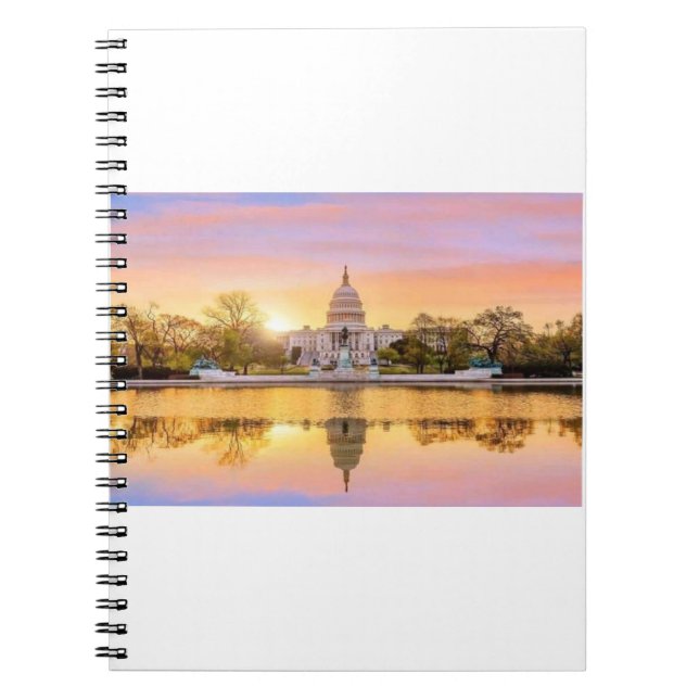 Caderno Espiral Reflexo do pôr do sol no edifício do Capitólio dos (Frente)