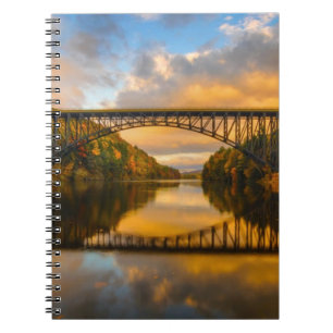 Caderno Espiral Rei francês Ponte na queda