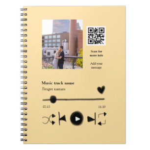 Caderno Espiral Reprodutor de música personalizado casal amor q r