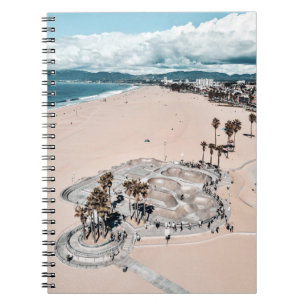 Caderno Espiral Resort perto do litoral