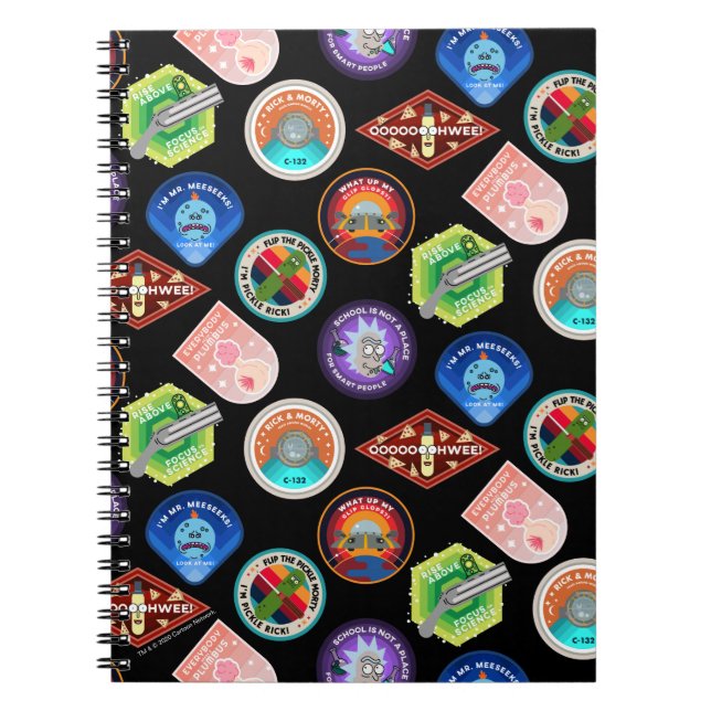Caderno Espiral RICK E MORTY™ | Padrão de patches do espaço extern (Frente)