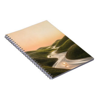 Caderno Espiral Rio Prateado Sonhador Colinas Verdes Natureza Mini