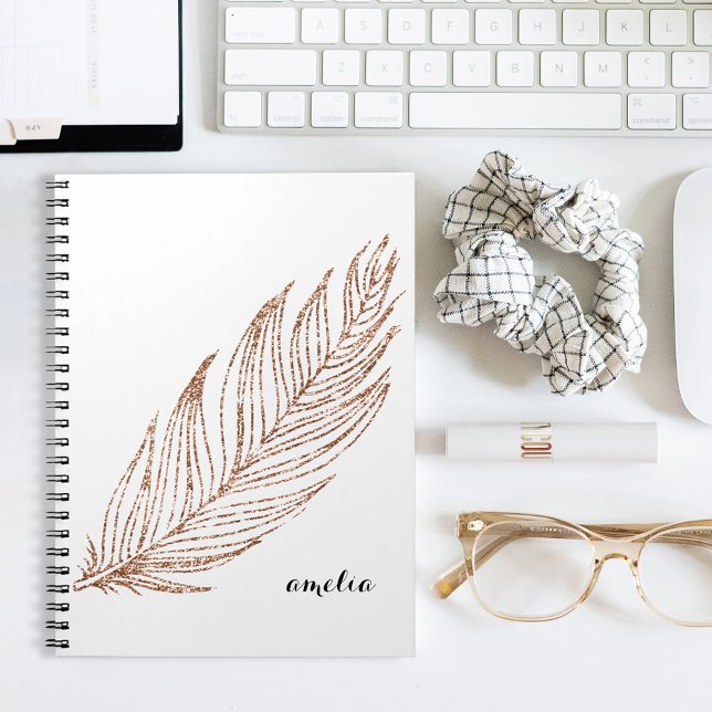 Caderno Espiral Rosa Dourada Faux Glitter Feather Personalizada (Criador carregado)