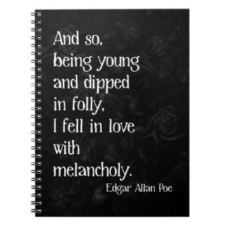 Caderno Espiral Rosa Morta Gótica e Citação de Poe