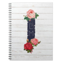 Rosas e madeira branca chique do país de