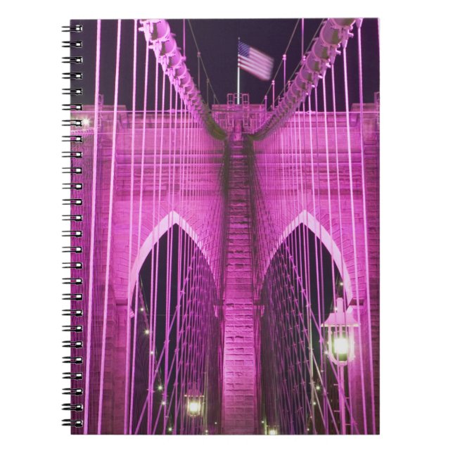 Caderno Espiral Roxo do Lit da ponte de Brooklyn (Frente)