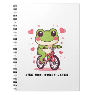Caderno Espiral Sapo Fofo Andando de Bicicleta | Presente Divertid