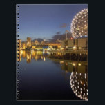 Caderno Espiral Science World e CBD refletidos em False Creek,<br><div class="desc">COPYRIGHT David Wall / DanitaDelimont.com| CN02 DWA0002.jpg| Science World e CBD refletidos em False Creek,  Vancouver,  British Columbia,  Canadá</div>
