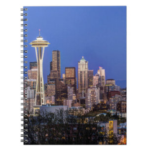 Caderno Espiral Seattle, centro e Mt. Rainier ao Crepúsculo