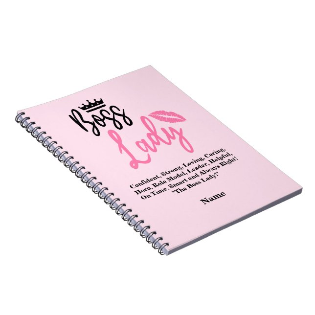 Caderno Espiral Senhora Chefe, Presente Personalizado Para Ela (Lado Direito)