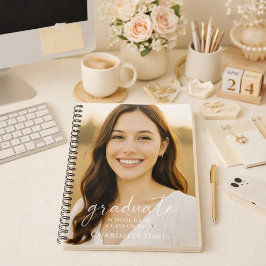 Caderno Espiral Senior year graduation photo script