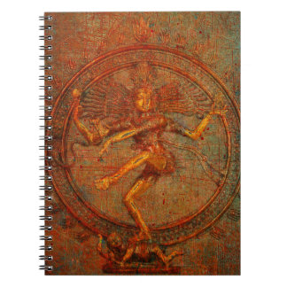 Caderno Espiral Shiva Sobre A Sobreposição De Fundo Distante