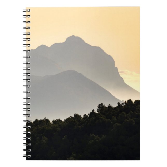 Caderno Espiral Silhuetas das montanhas (Frente)