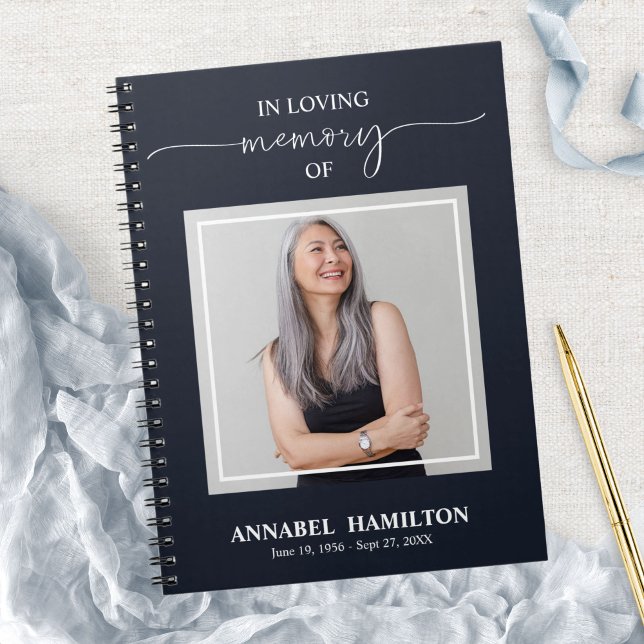 Caderno Espiral Simple Elegant Memorial Funeral Fotografia Guest B (Criador carregado)