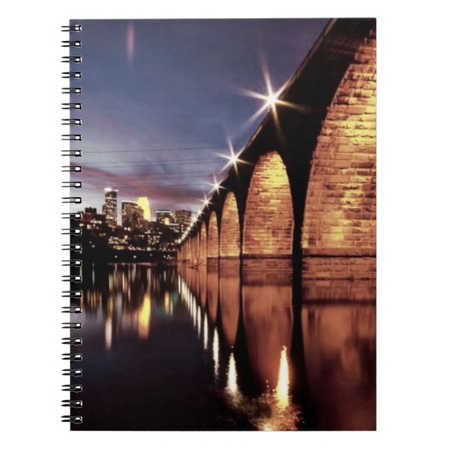 Caderno Espiral Skyline de Stonearch (Frente)
