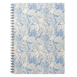 Caderno Espiral sobre um fundo branco, tema marinho e azul