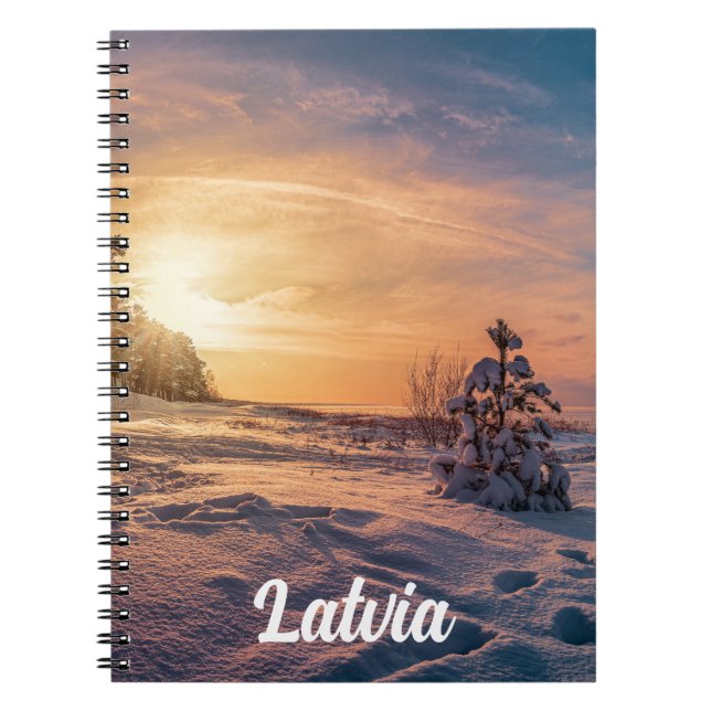 Caderno Espiral Sol sobre neve, costa marítima de inverno (Frente)