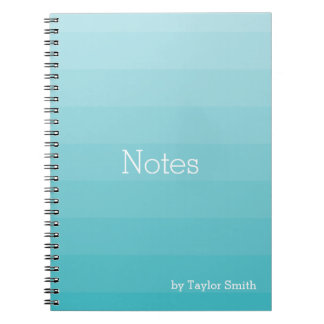 Caderno Espiral Sombras cianas de faixas horizontais azuis jovens