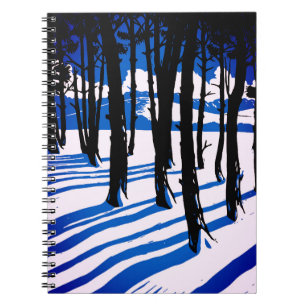 Caderno Espiral Sombras da Floresta de Inverno – Natureza Minimali