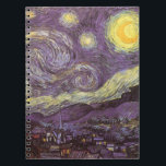 Caderno Espiral Starry Night por Vincent van Gogh, Vintage Fine Ar<br><div class="desc">Starry Night (1889), por Vincent van Gogh, é um apos impressionismo de pintura paisagística de arte. Uma vista de uma cidade num vale à noite com as nuvens a girar, as estrelas a brilhar e uma bela lua ouro amarela. Foi pintado durante o dia pela memória e é o quadro...</div>
