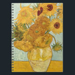 Caderno Espiral Stilleben mit 12 Sonnenblumen de Vincent van Gogh<br><div class="desc">1888. Stilleben mit 12 Sonnenblumen ou Vase com 12 girassóis. Vincent Willem van Gogh foi um pintor impressionista poste de origem holandesa cujo trabalho - notável pela sua beleza áspera,  honestidade emocional e cor ousada - teve uma influência de grande alcance na arte do século 20.</div>