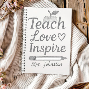 Caderno Espiral Teach Love inspira o notebook fotográfico espiral