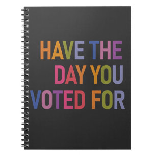 Caderno Espiral Tem o dia em que votou em Anti Trump?