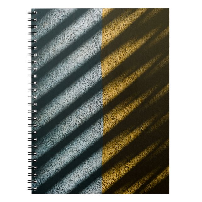 CADERNO ESPIRAL TÊXTIL PRETO E RODADO (Frente)