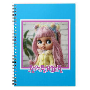Caderno Espiral Tiras lilases pintas horizontais com decor de boli