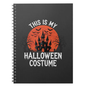 Caderno Espiral Traje de Halloween Castelo Assombrado Design Vecto