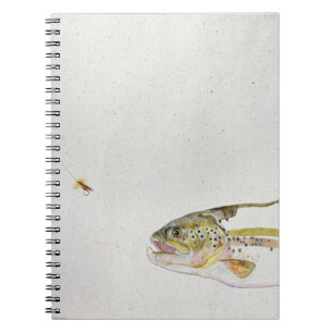 Caderno Espiral Truta que persegue a mosca de um pescador