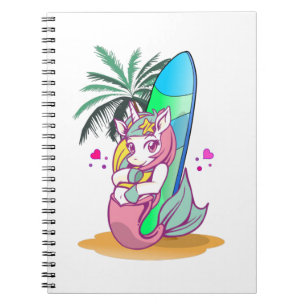 Caderno Espiral Unicórnio com prancha de surfe na praia
