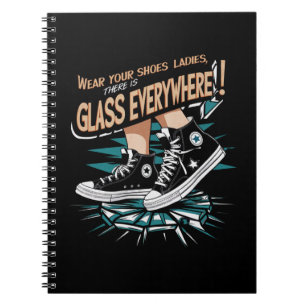 Caderno Espiral Usem Sapatos Senhoras Há Vidro em Toda Parte