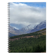 Vale de Montanha com Neve Natureza
